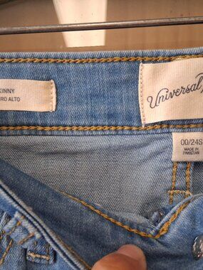 NWOT Universal Thread skinny size 00 jeggings